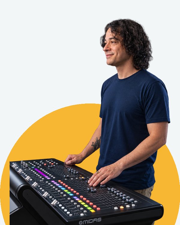 Aníbal Vera Tudela, Ingeniero de Sonido y Producción Técnica en Vivo